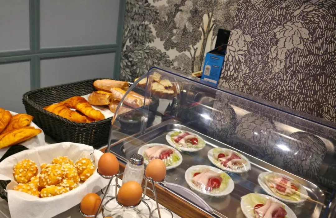 Amadeus Hotel-1