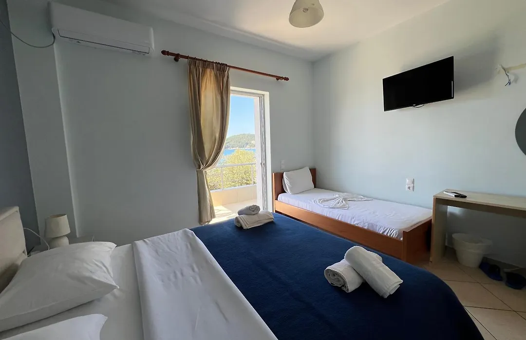 Hotel Prinos-1