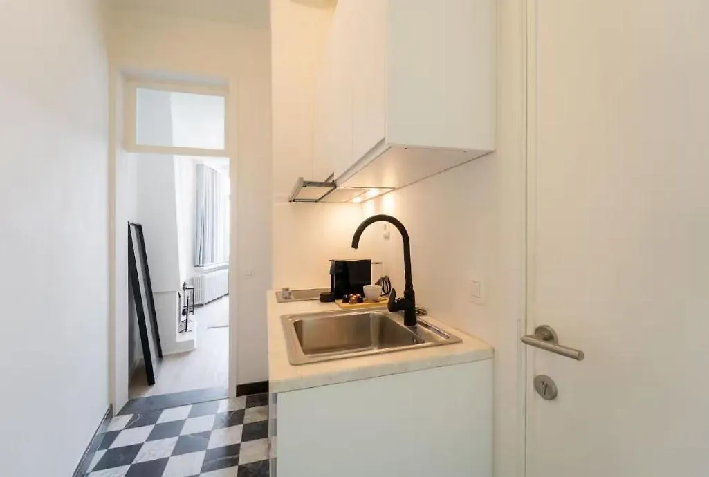 Urban Cityflats - Center Antwerp-1