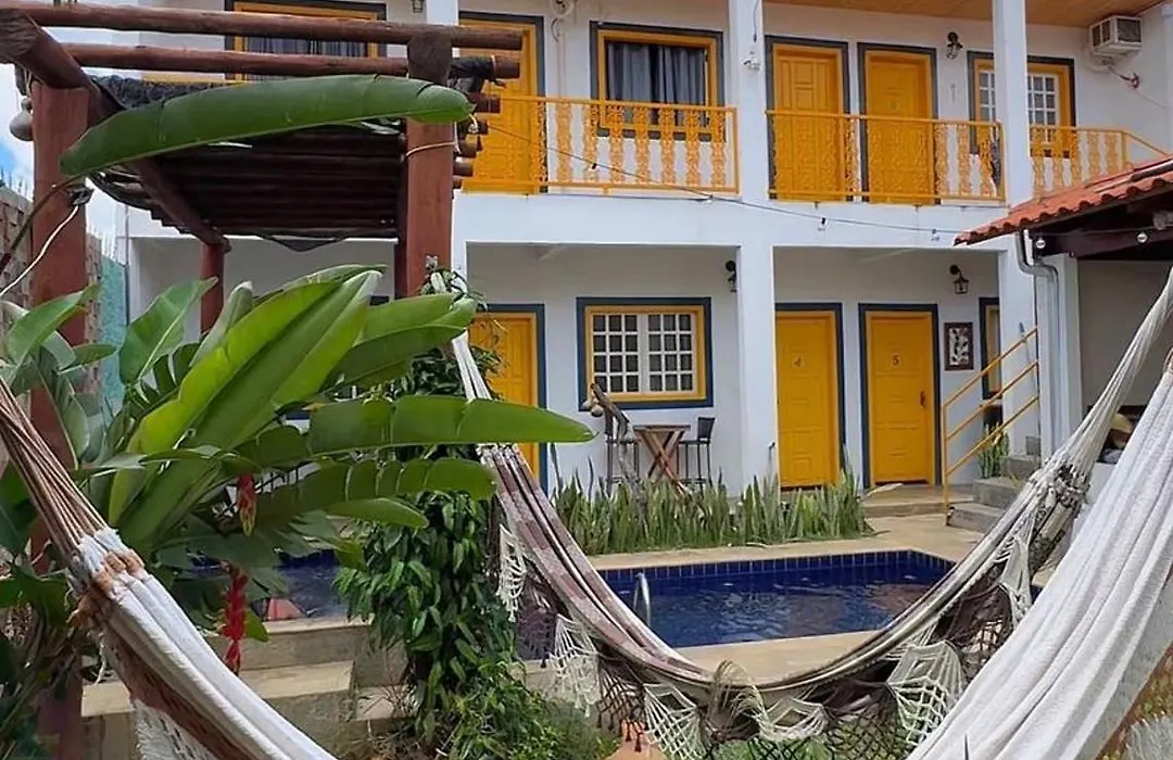 Suítes em pousada com piscina climatizada e café da manhã - Cerrado 07-1