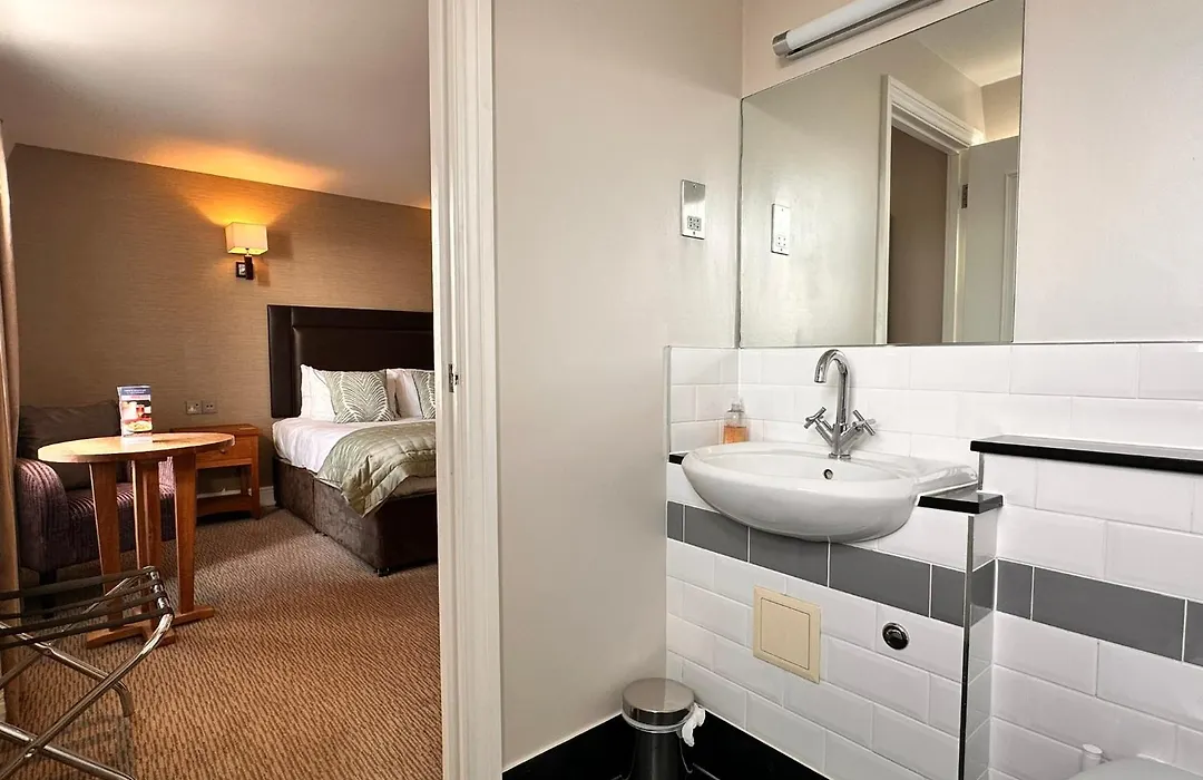 Goswell House Hotel Central Windsor-1