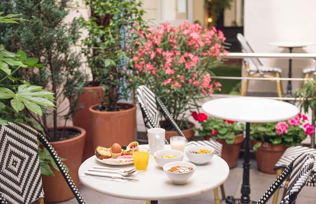 Ibis Styles Paris Batignolles-1