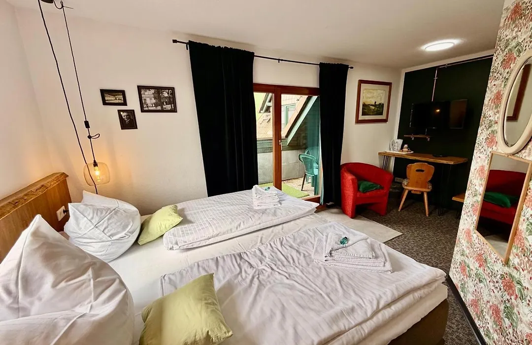 Hotel Kraus Ruhiges Hotel in Bielefeld-Heepen, kostenloser Parkplatz-1