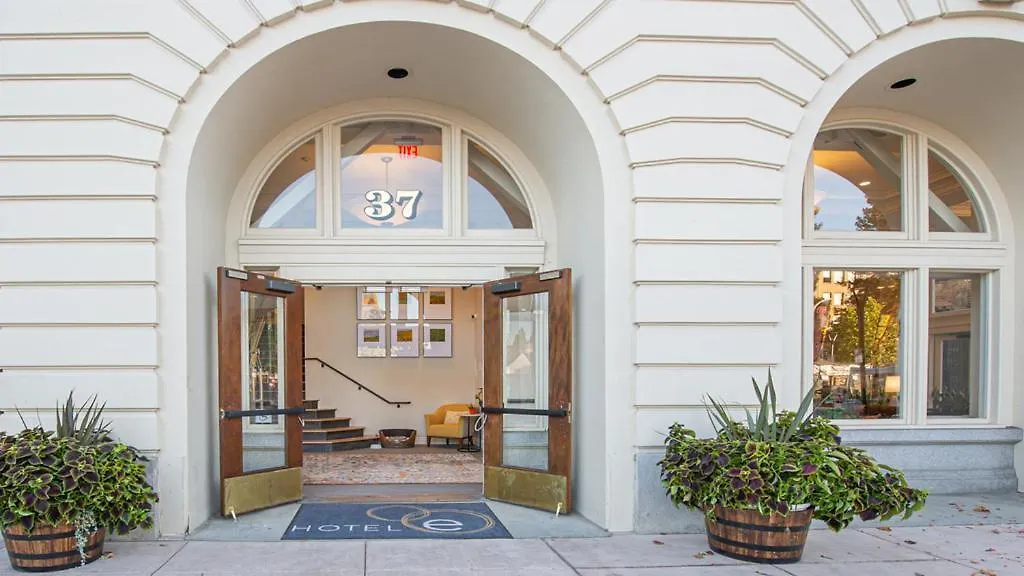 Hotel E-1