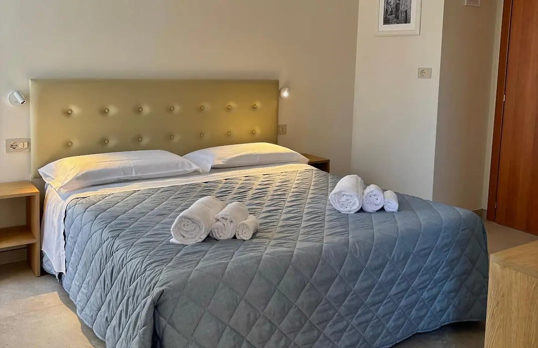 Hotel Il Parco Sirolo-1