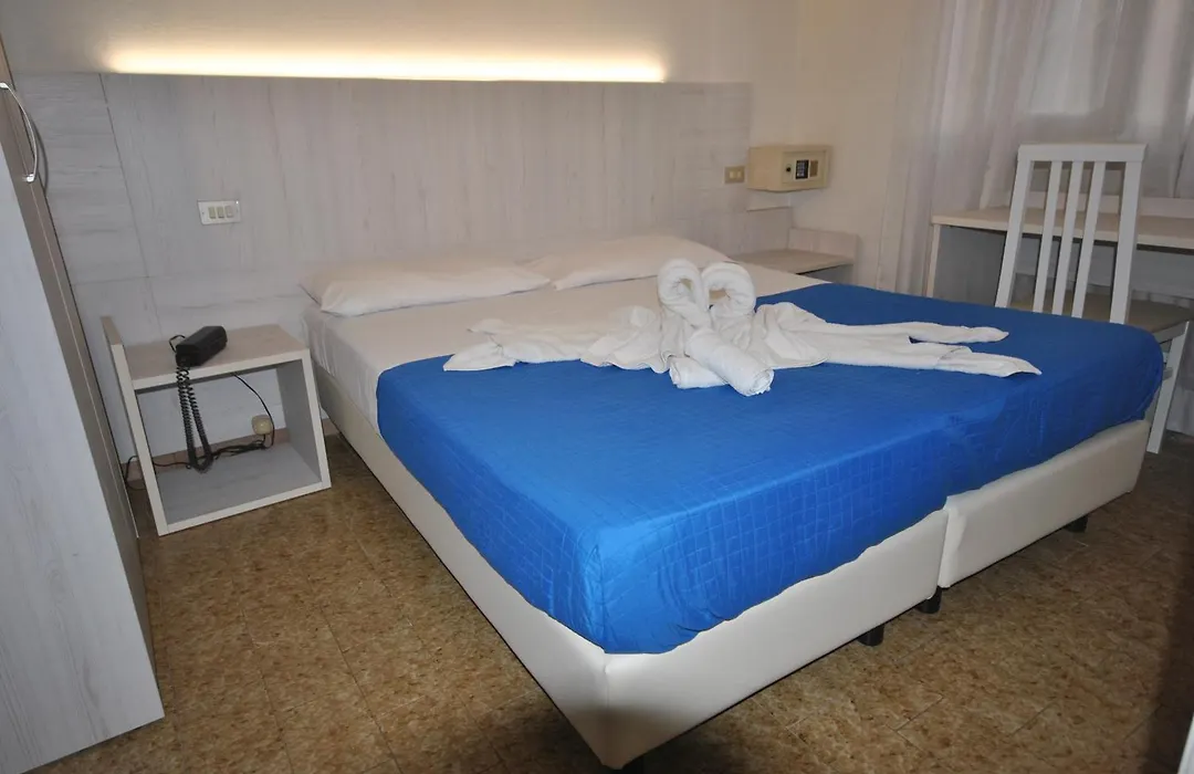 Hotel Pacific-1
