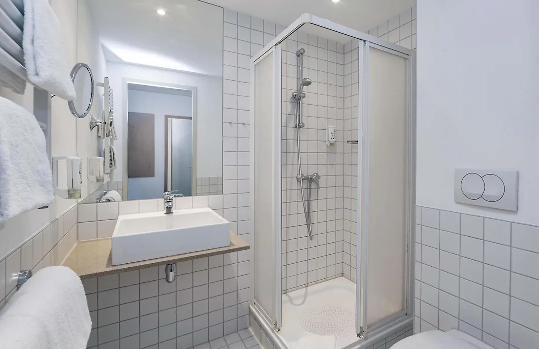 B&B Hotel Berlin City-Ost-1