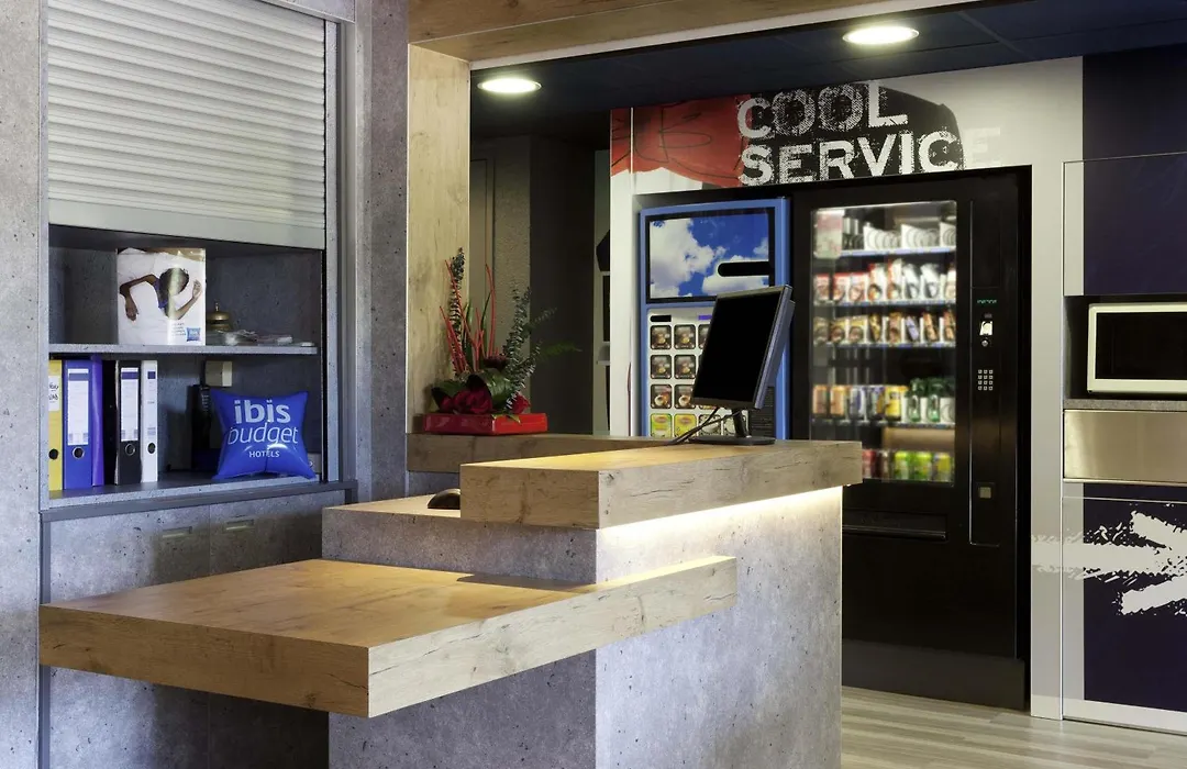 IBIS Budget Aix en Provence Est Le Canet-1