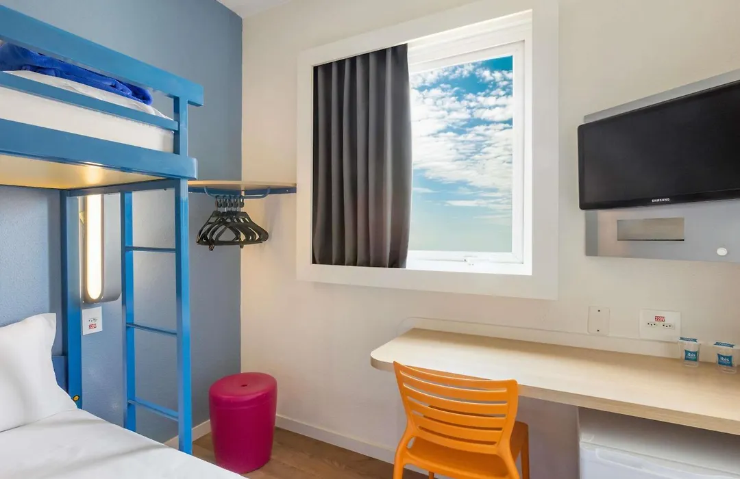 ibis budget Curitiba Centro-1