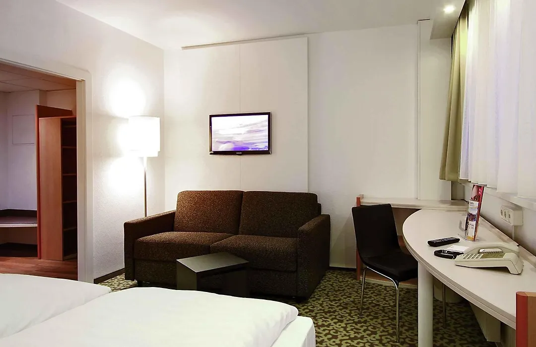 Ibis Dresden Zentrum-1