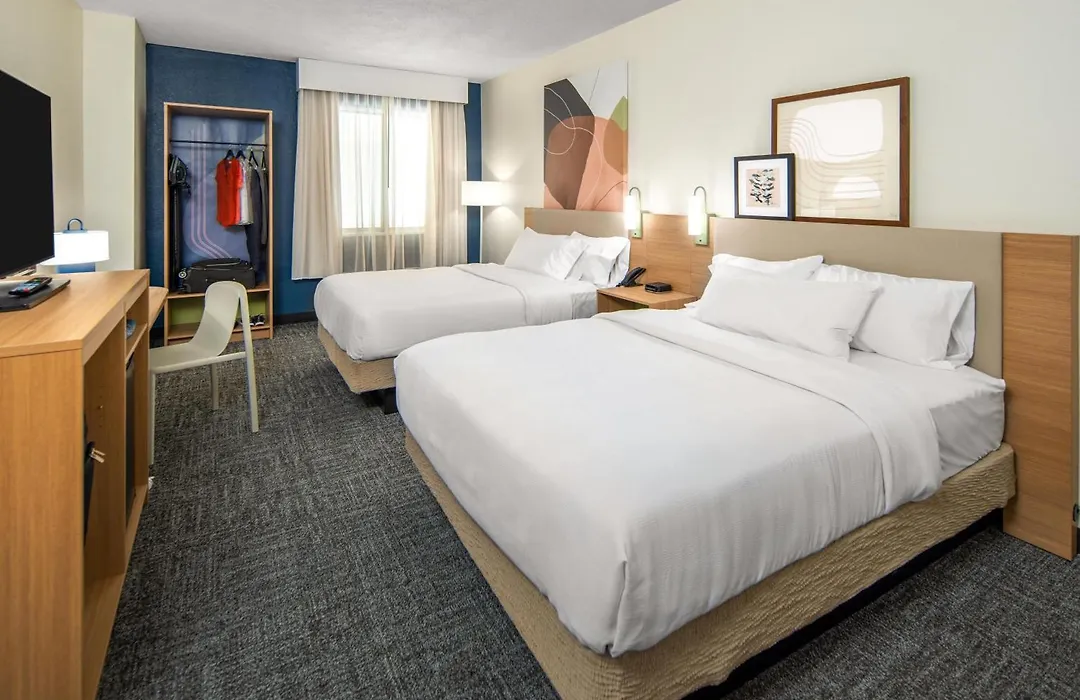 Spark By Hilton Brunswick-1