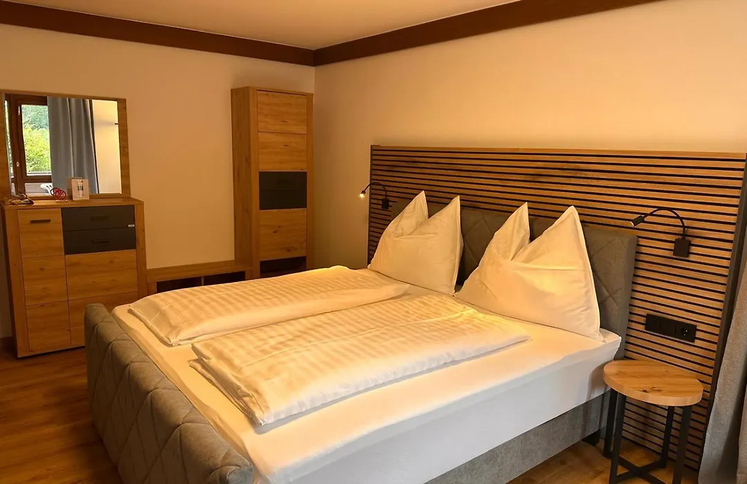 Hotel Haus Sonnblick-1