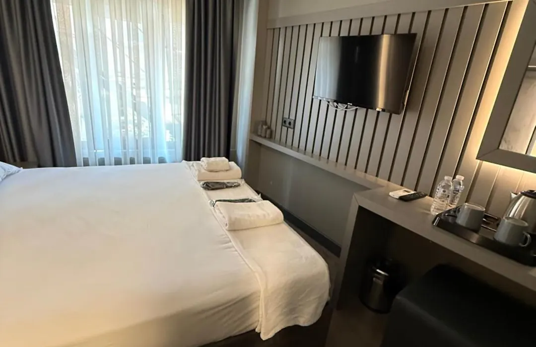 Dilens Bosphorus Hotel-1
