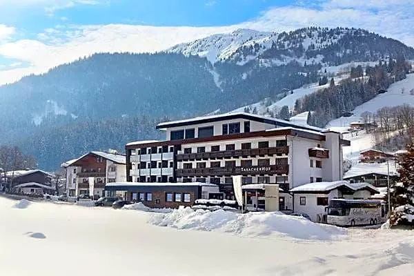 Hotel Taxacher-1