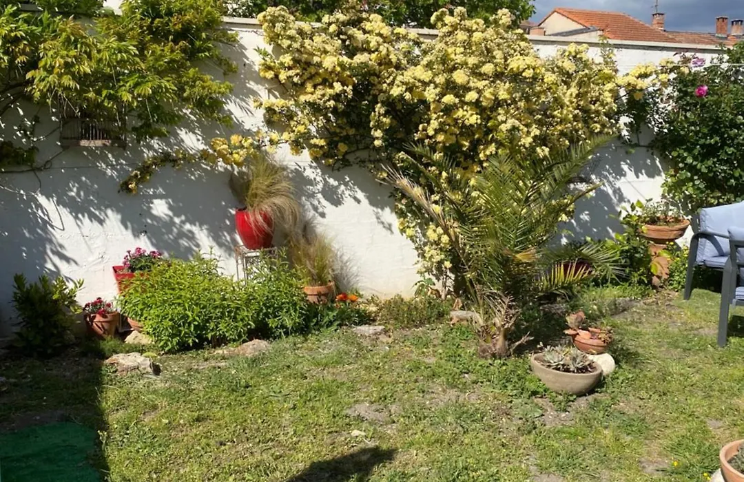 Côté Court-1