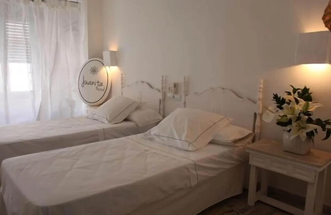 Juanita Hostal-1