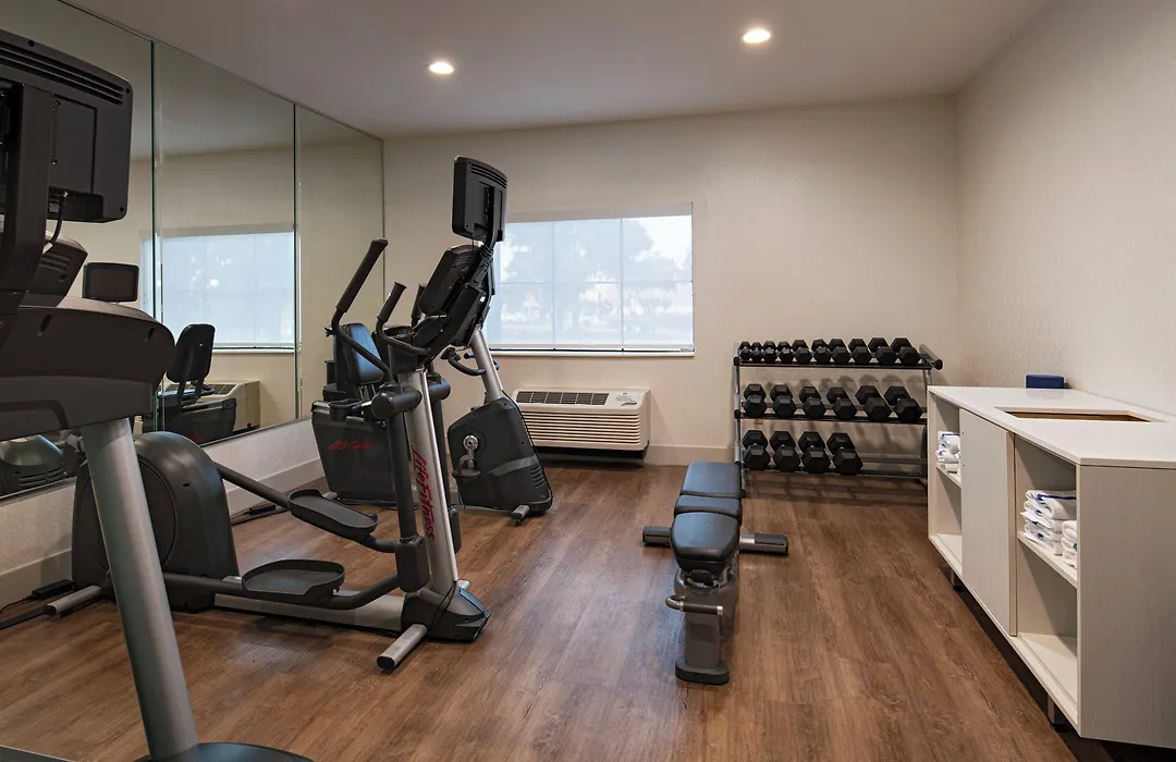 Holiday Inn Express & Suites Cedar Park-1