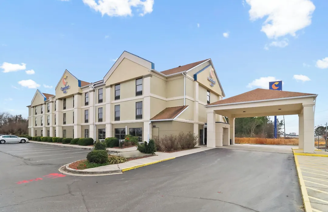 Comfort Inn Dunn Near I-95-1