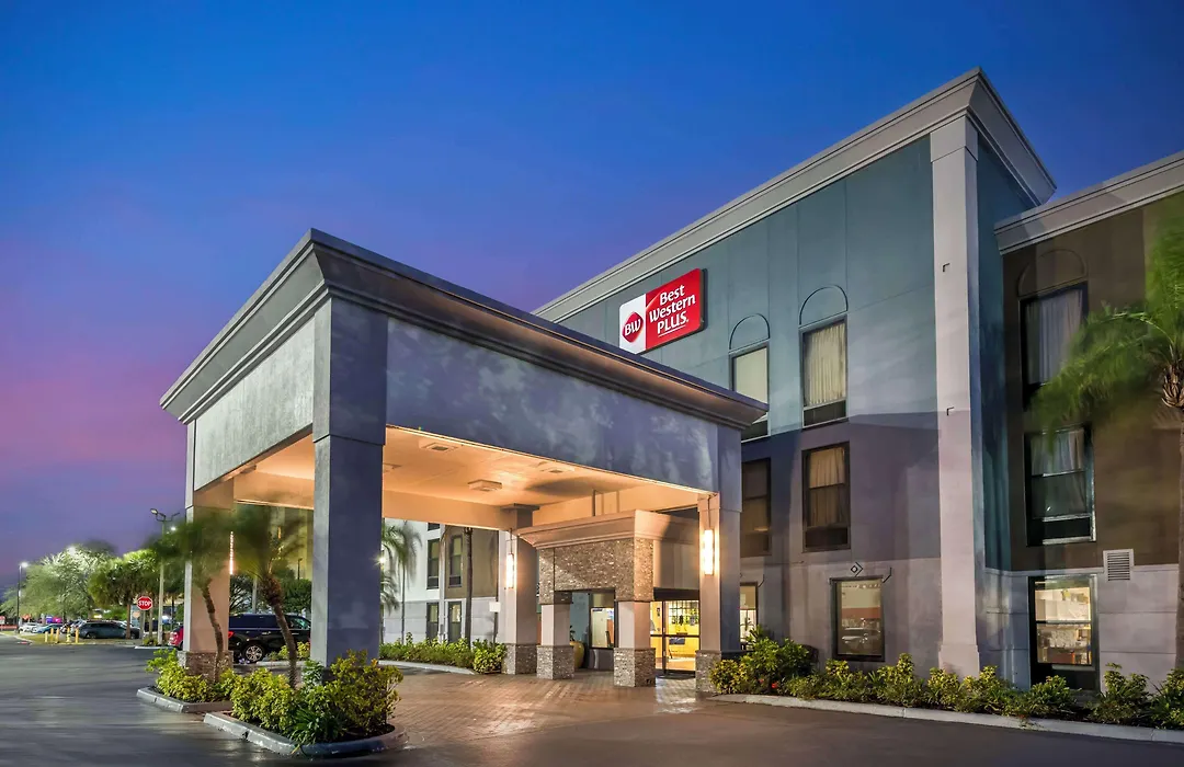 Best Western Plus Universal Inn - Free Shuttle To Universal Studios!-1
