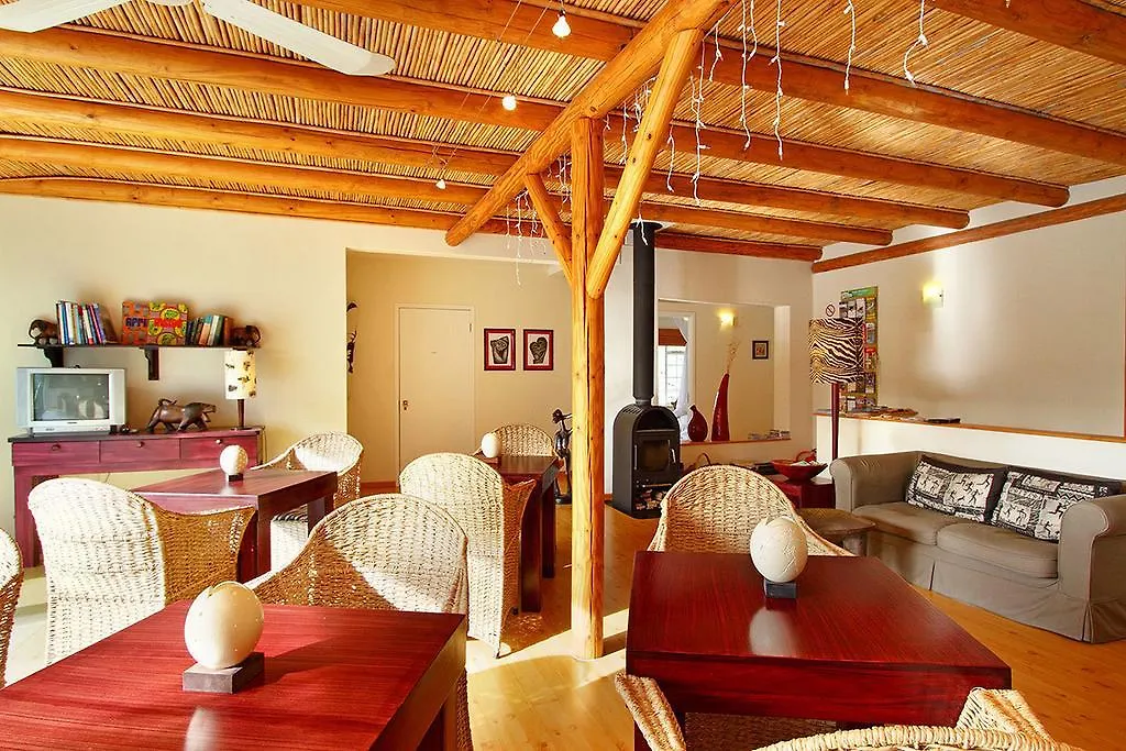Cape Paradise Lodge And Apartments-1