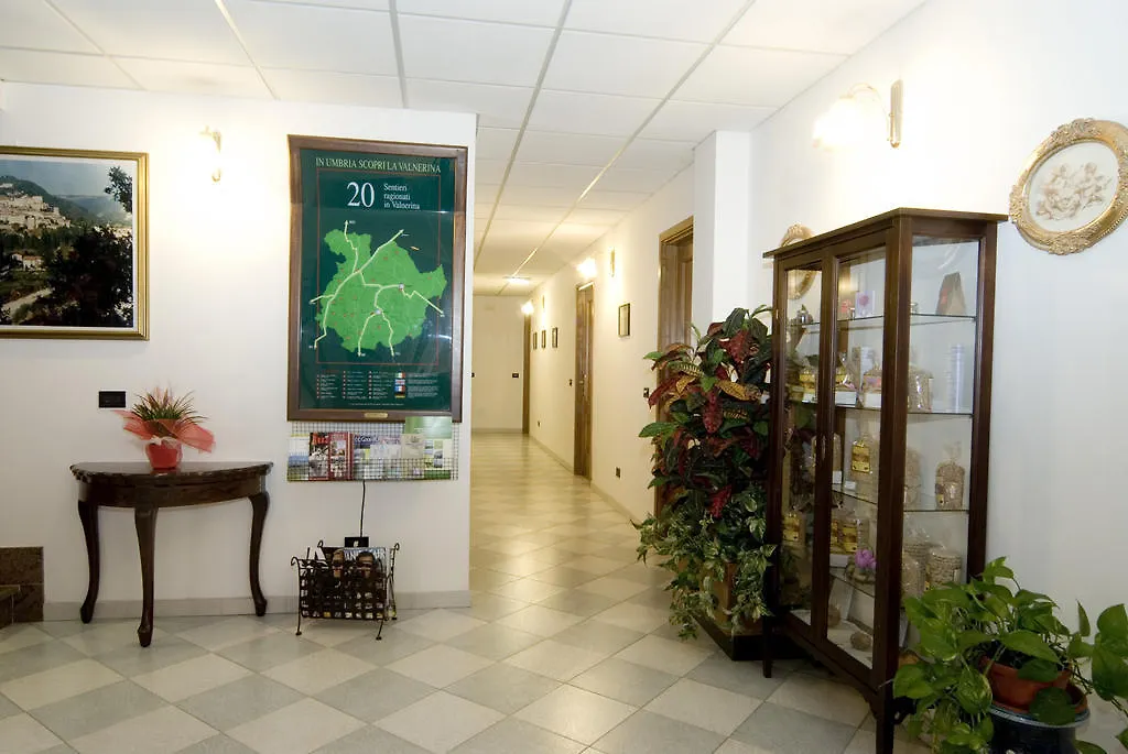 Hotel Il Quadrifoglio-1