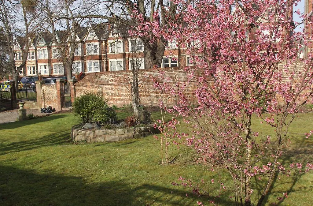 Aylestone Court-1