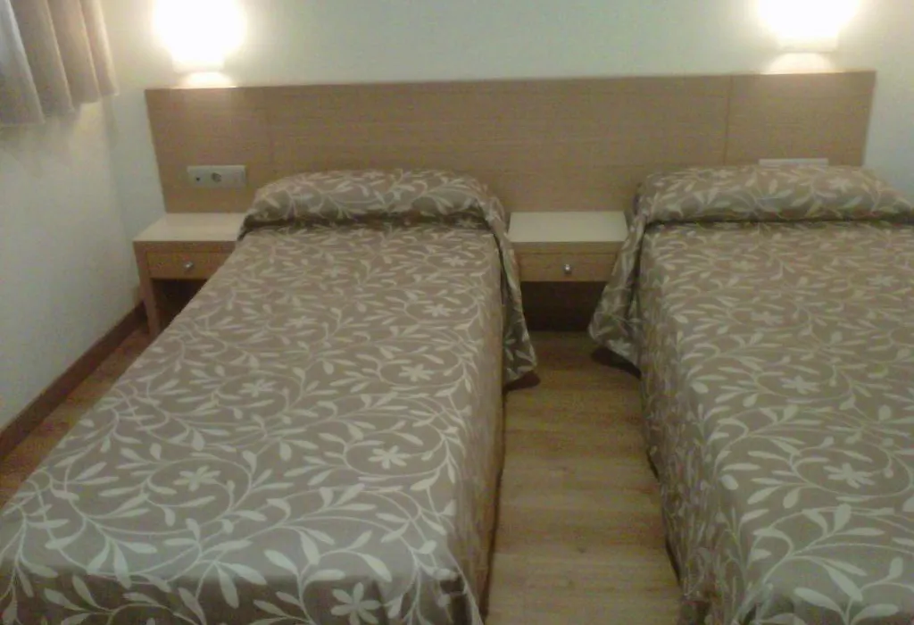 Hostal Rambla-1