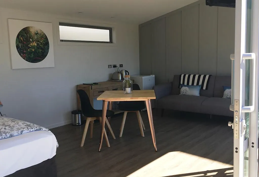 Kohimarama Beach Bed & Breakfast-1
