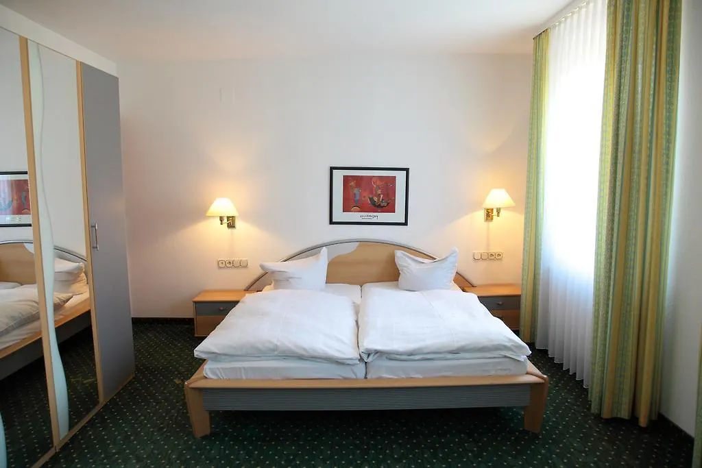 Hotel Hirsch-1