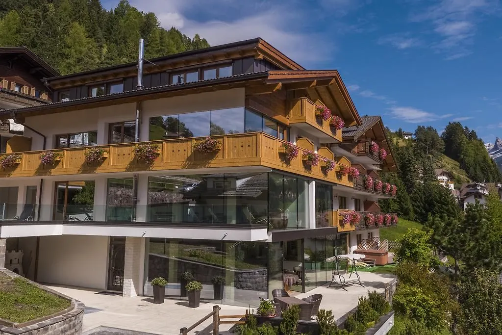 Hotel Garni Gardena - Appartments-1