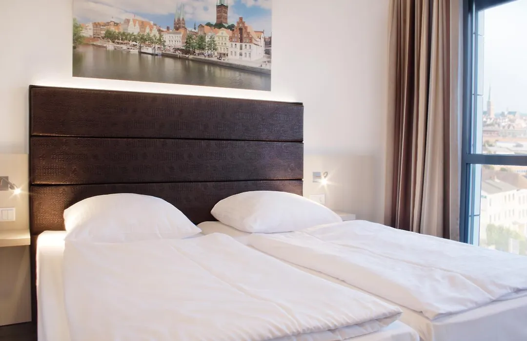 Viva Hotel Lübeck-1