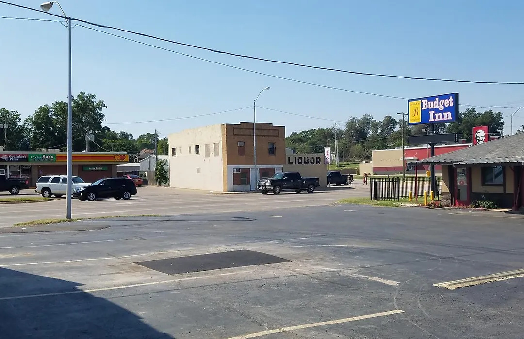 Budget Inn-1