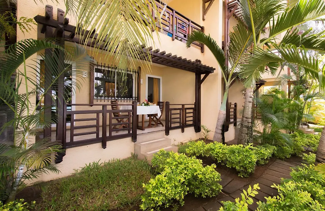 Residence Peramal-1
