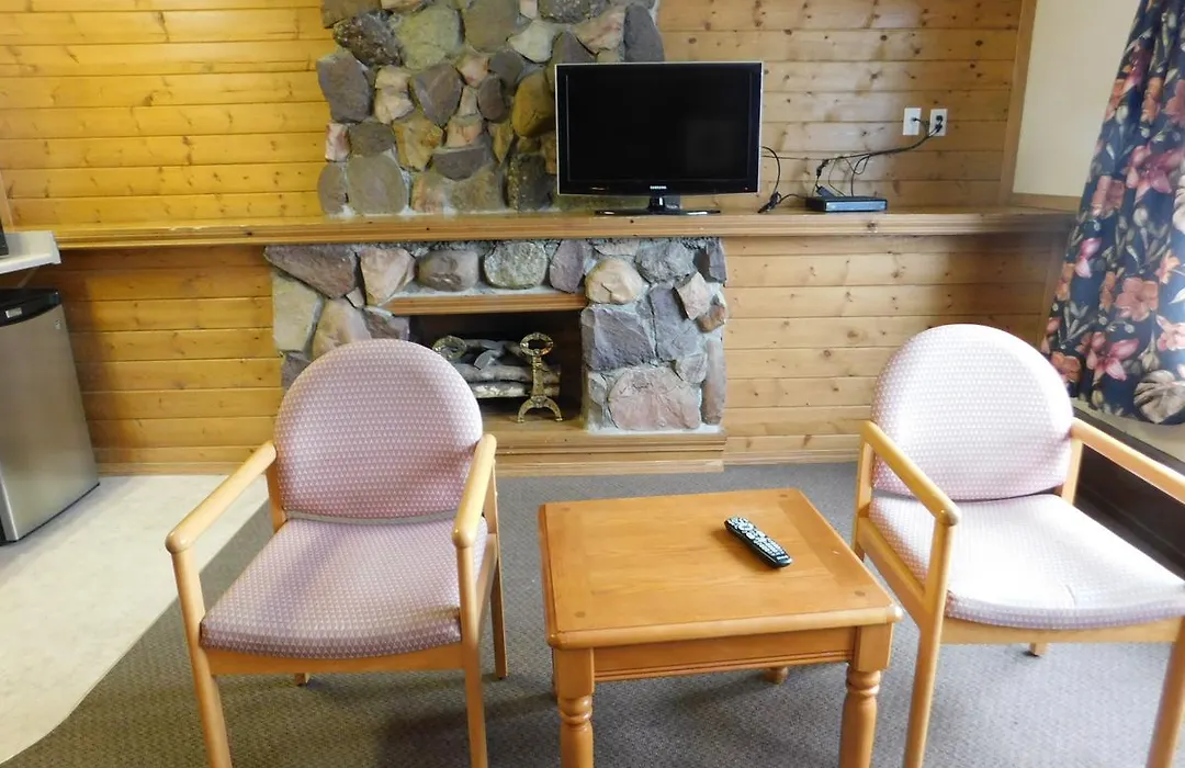 Timberland Hotel-1