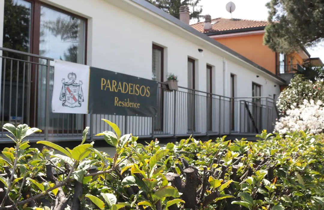 Paradeisos Residence Sas-1