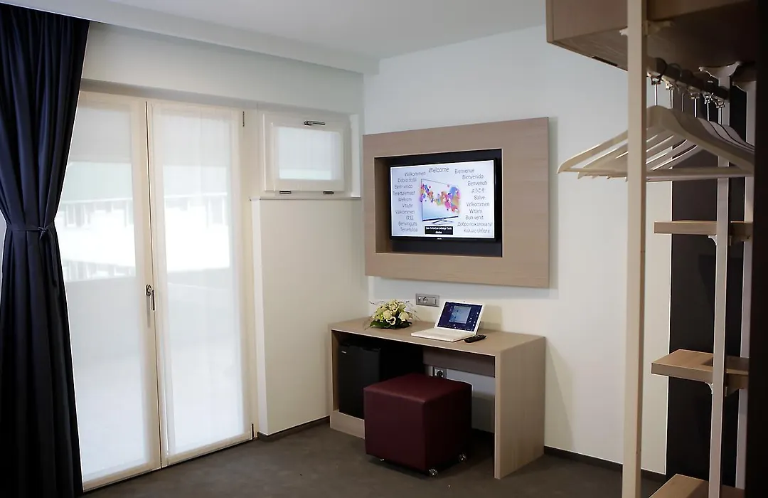 Hotel Carnia-1