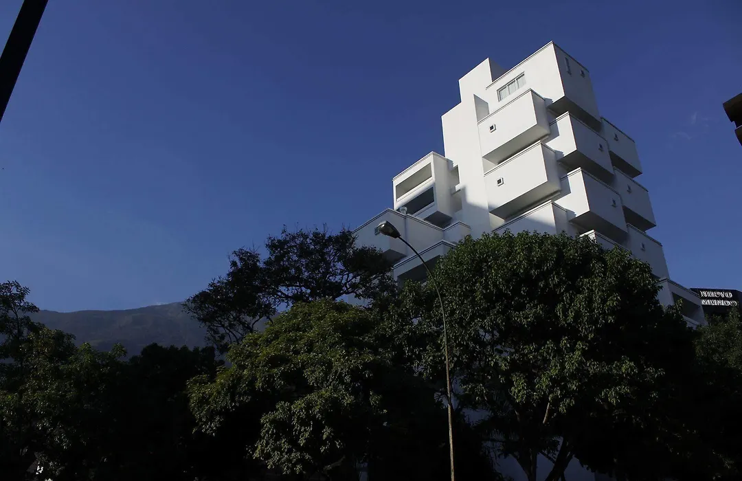 The Vip Caracas-1