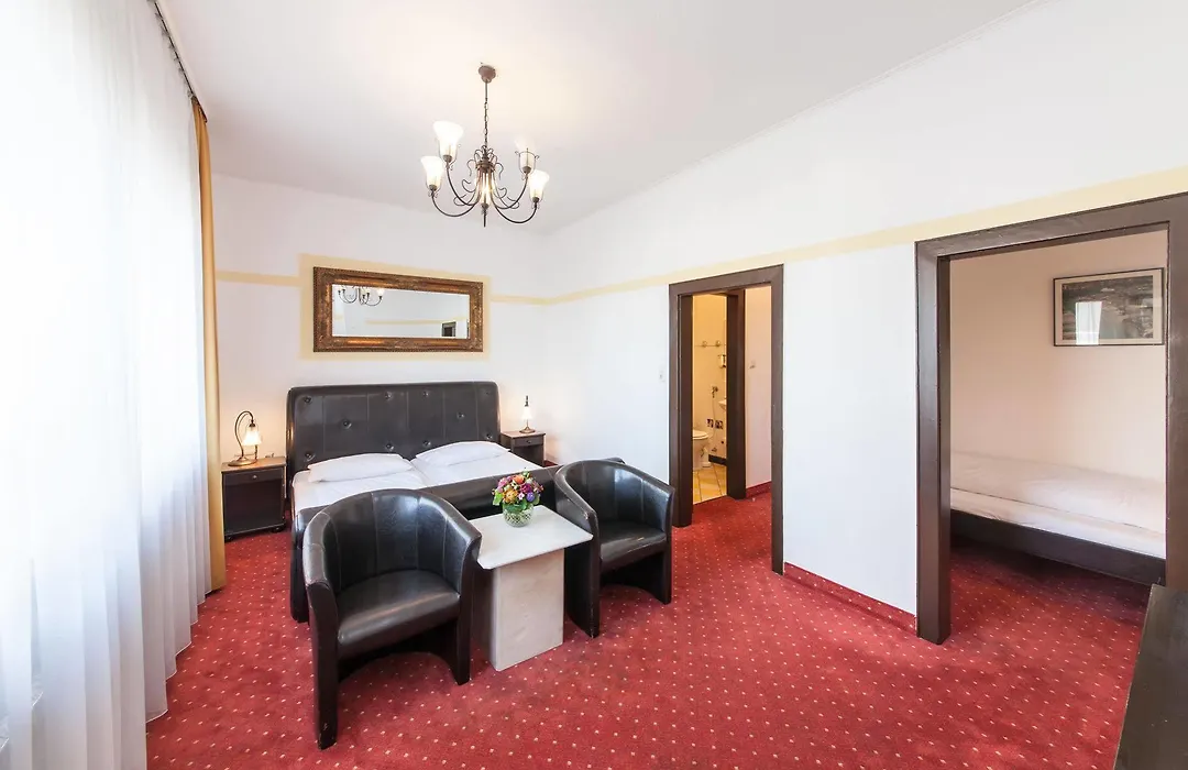 Hotel An Der Oper Duesseldorf-1