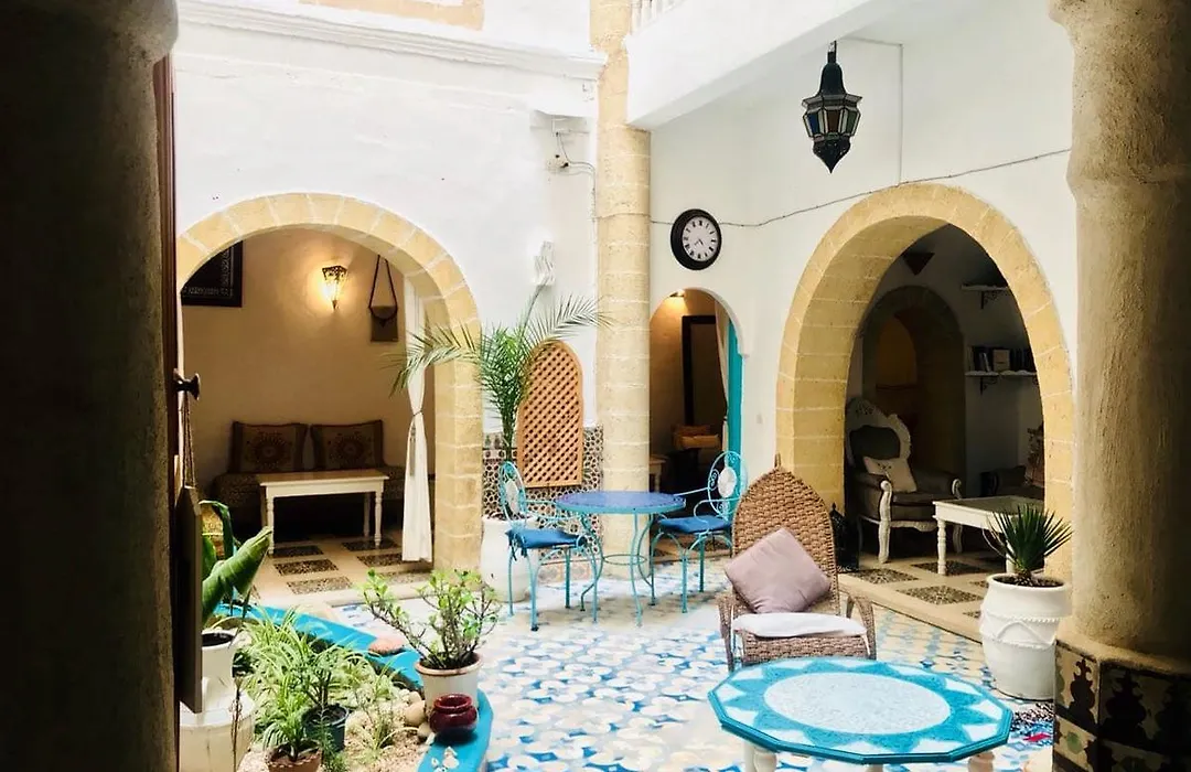 Riad Lalla Zina-1