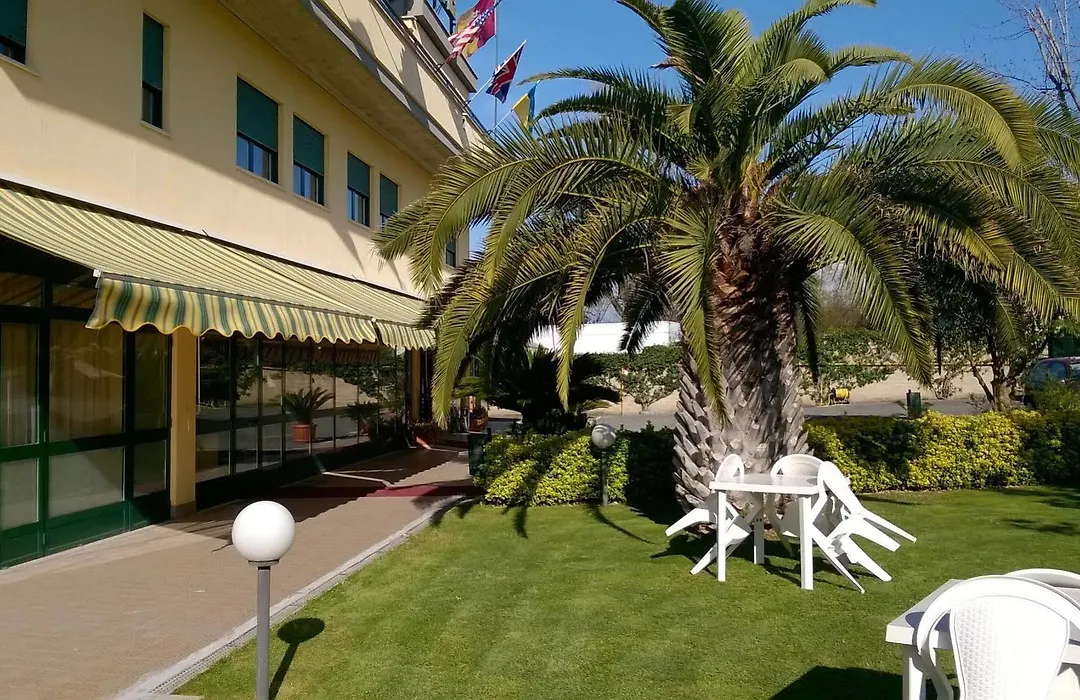 Hotel Laurence-1