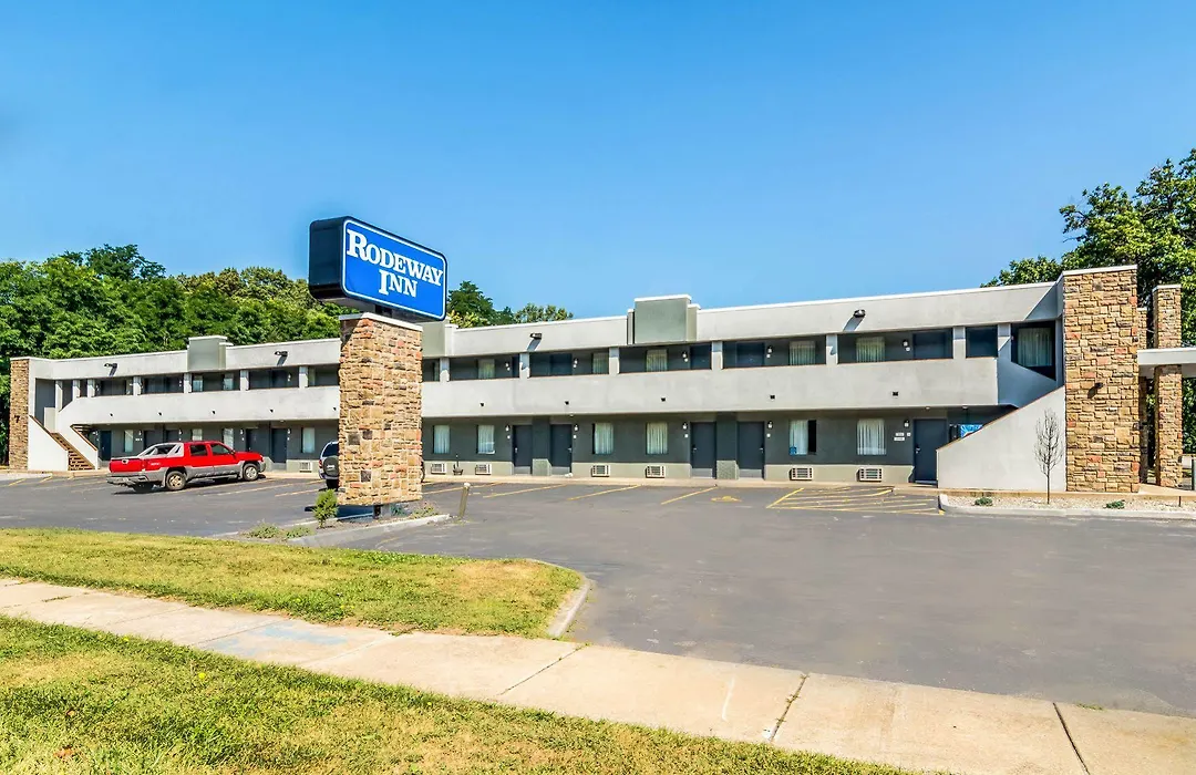 Rodeway Inn Portage-1