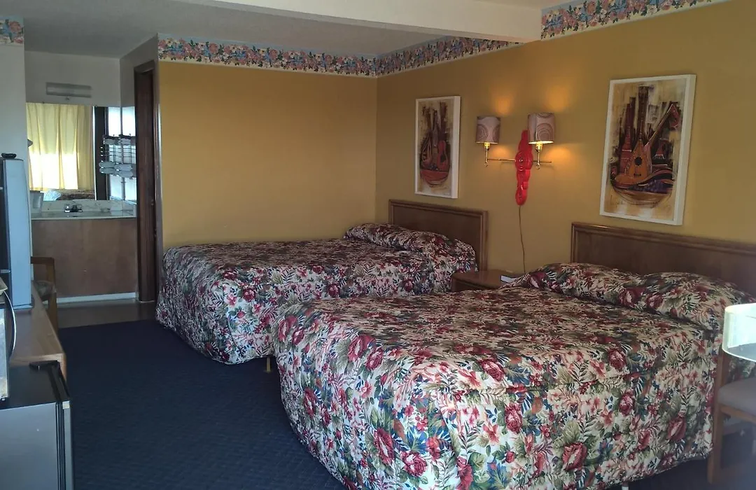 Dogwood Motel-1