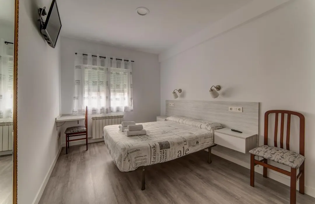Hostal Lar-1