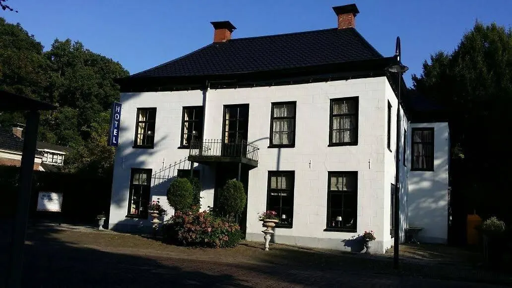 B&B Villa de Thee Tuin-1