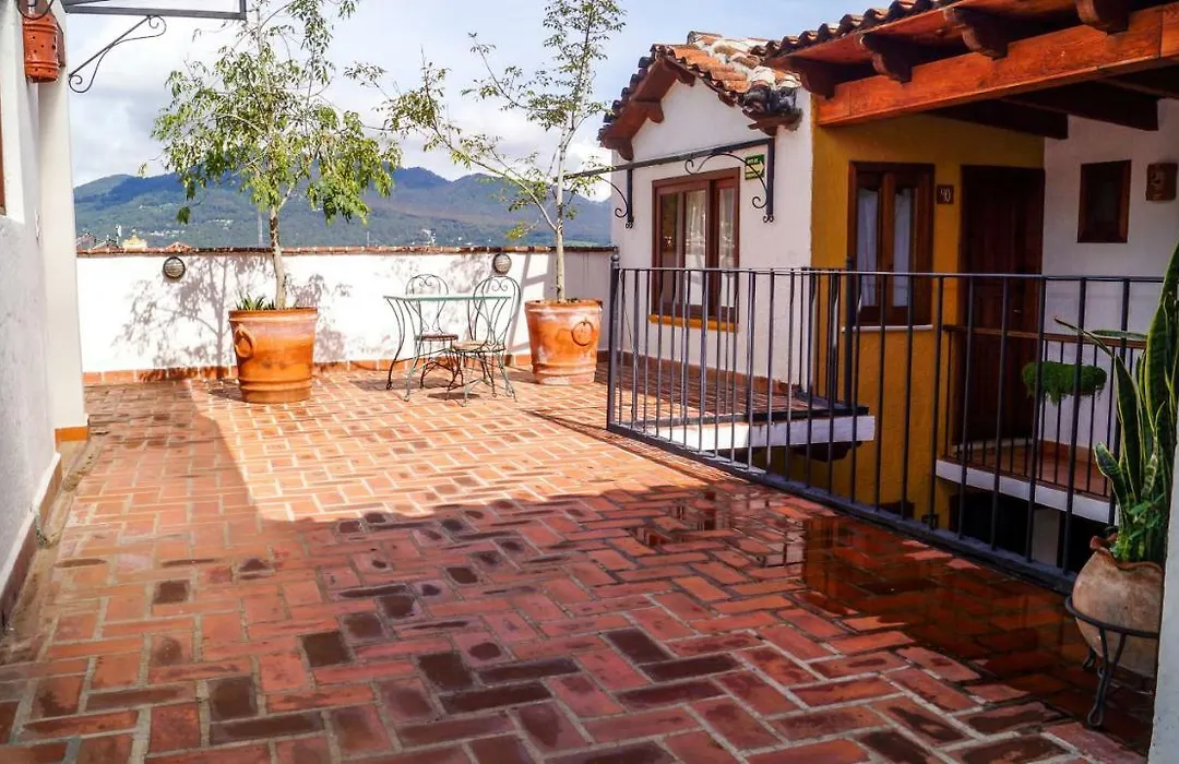 Hotel Casa Margarita-1