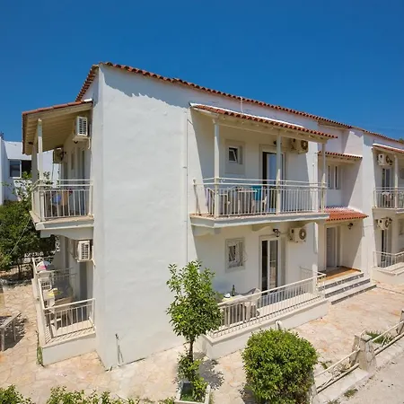 Paralia Studios-3