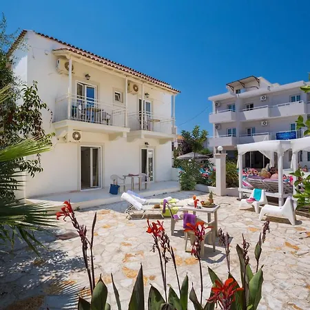 Paralia Studios-2
