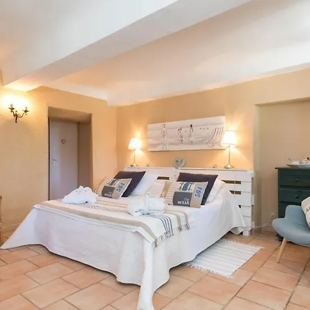 Chateau Nestuby-2