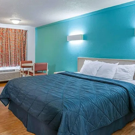 Econo Lodge Richmond-2