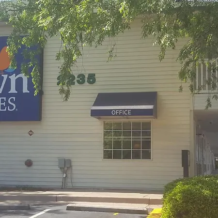 Intown Suites Extended Stay Select Atlanta Ga - Morrow-2